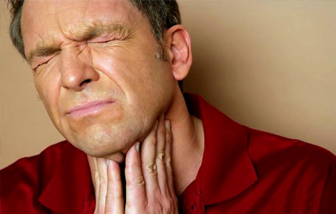 Как да преборим настинката и възпаленото гърло с помощта на народната медицина?